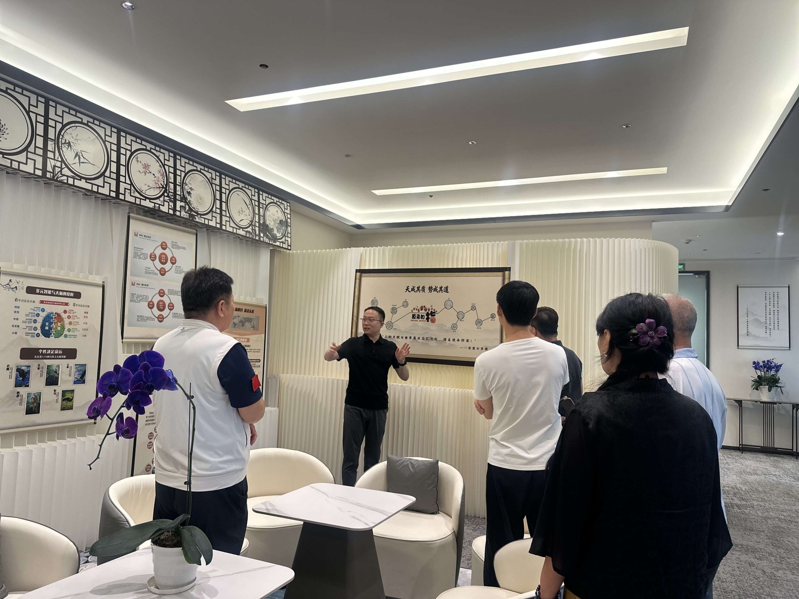 参访BGDE大脑基因解码工程研发总部